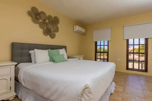 Aruba private room